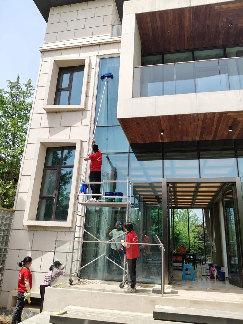 钟点工保洁：家政行业的精致服务